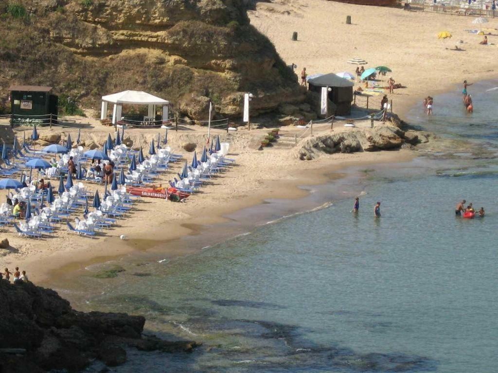 Giardini Del Golfo Apartment